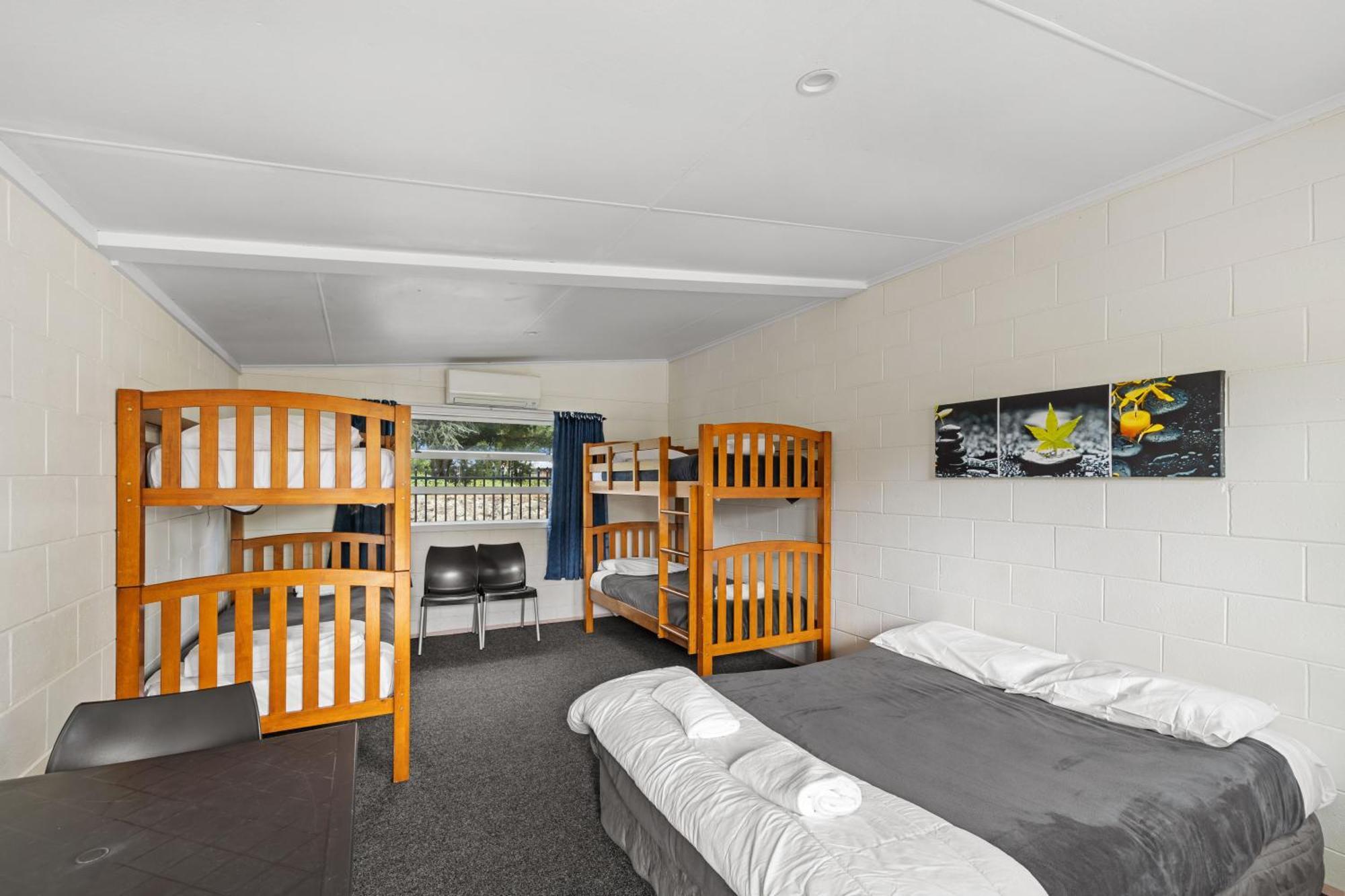 Mawley Holiday Park Masterton Extérieur photo